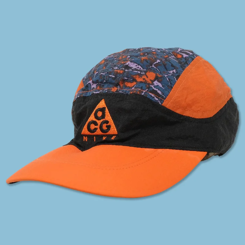 - Cat stress soothing sprayNike ACG Strapback