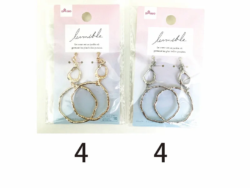 - Remote interactive pet feederMaterial Metal Earring Lumifle